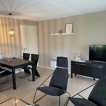 Escape, Appartement Met Groot Terras Buren  Exterior photo