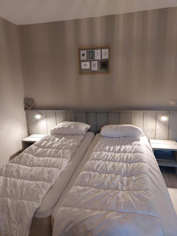 Escape, Appartement Met Groot Terras Buren  Exterior photo